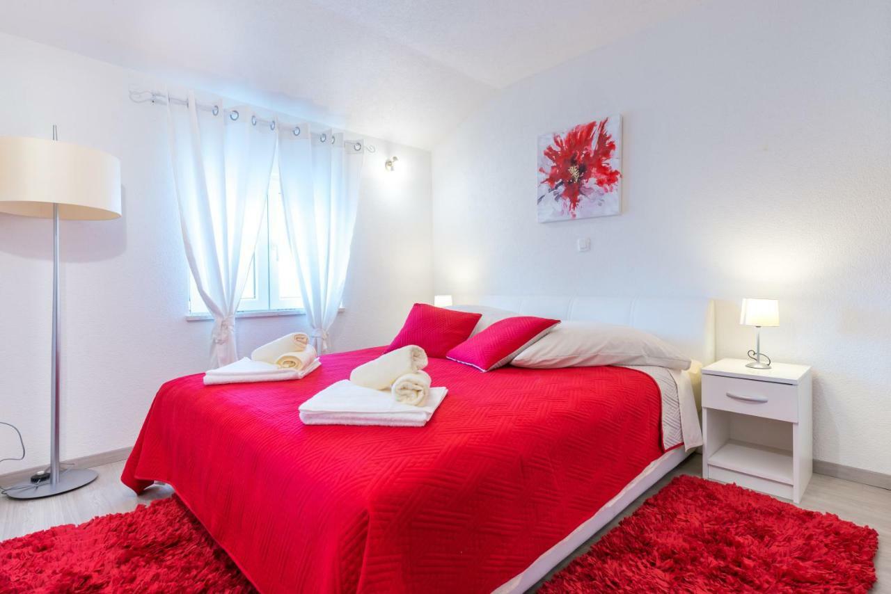 Tranquility And Nature In 4 Bedroom With Sea View Mokošica Extérieur photo