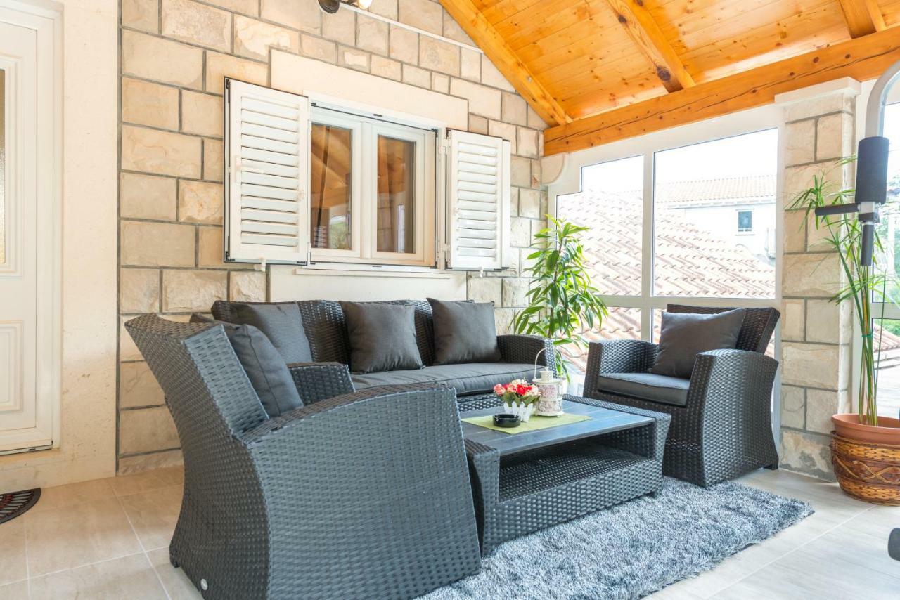 Tranquility And Nature In 4 Bedroom With Sea View Mokošica Extérieur photo