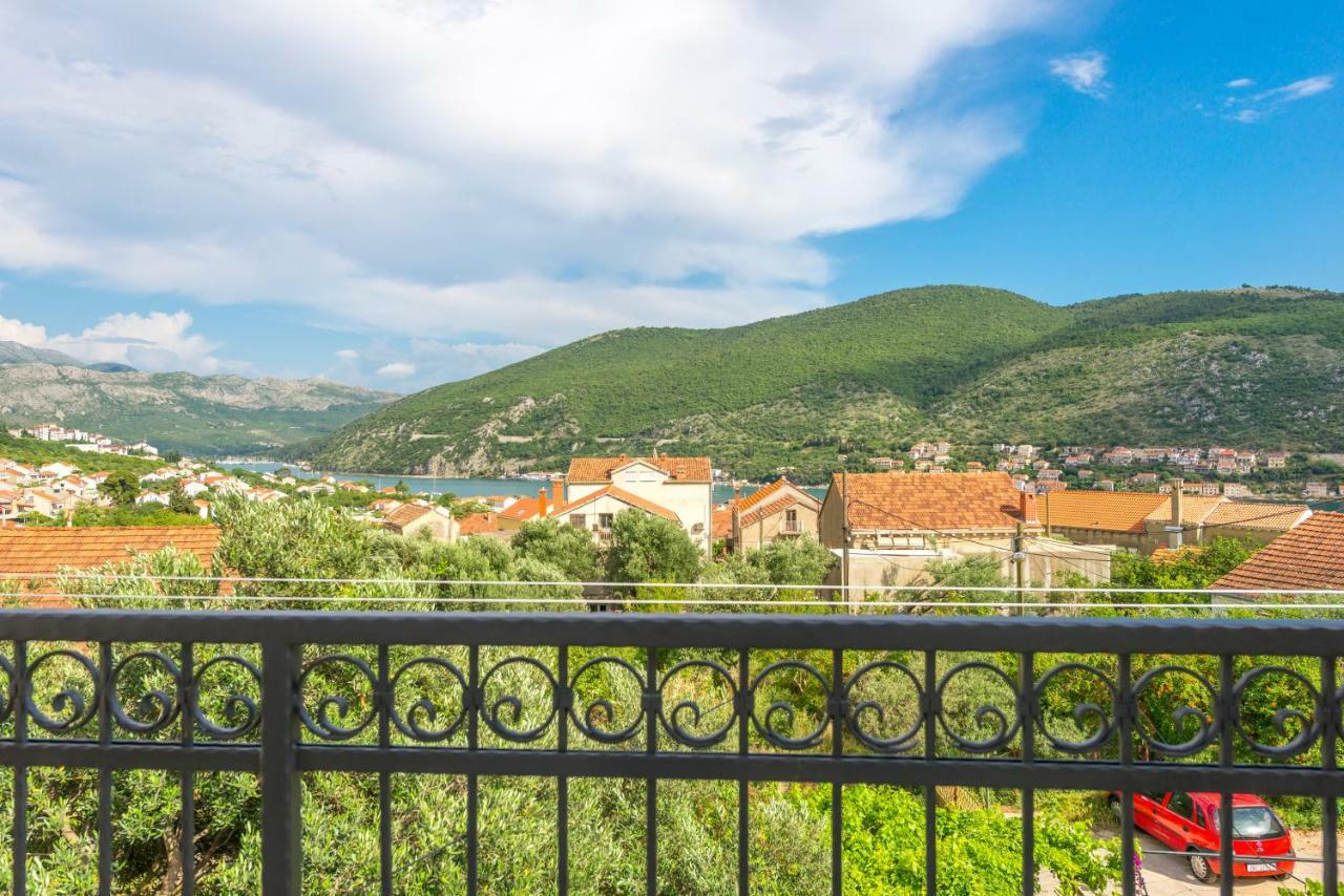 Tranquility And Nature In 4 Bedroom With Sea View Mokošica Extérieur photo