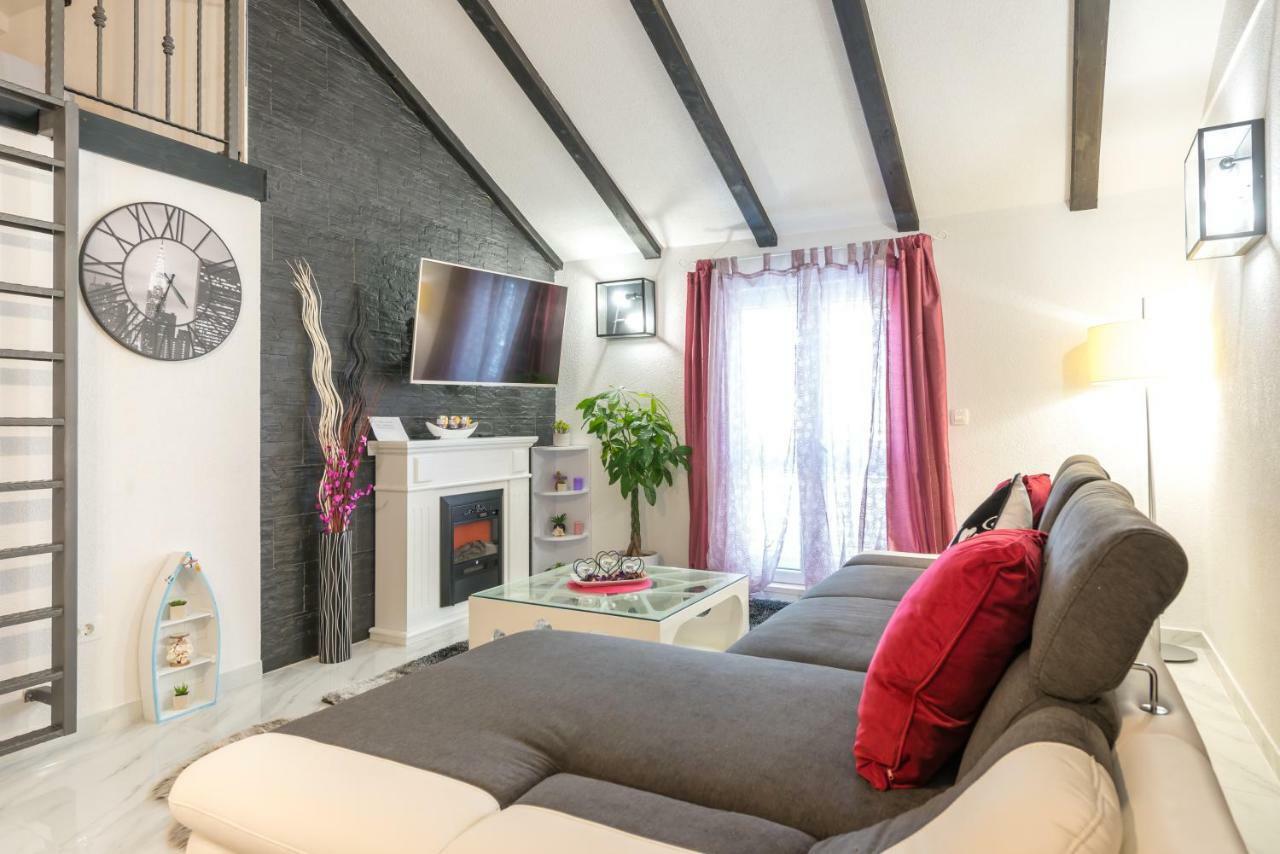 Tranquility And Nature In 4 Bedroom With Sea View Mokošica Extérieur photo