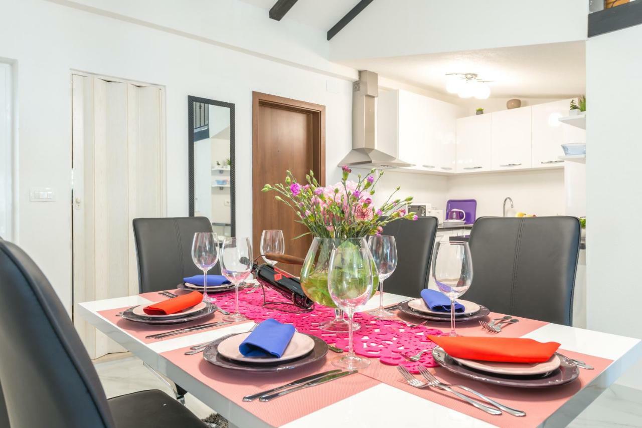 Tranquility And Nature In 4 Bedroom With Sea View Mokošica Extérieur photo