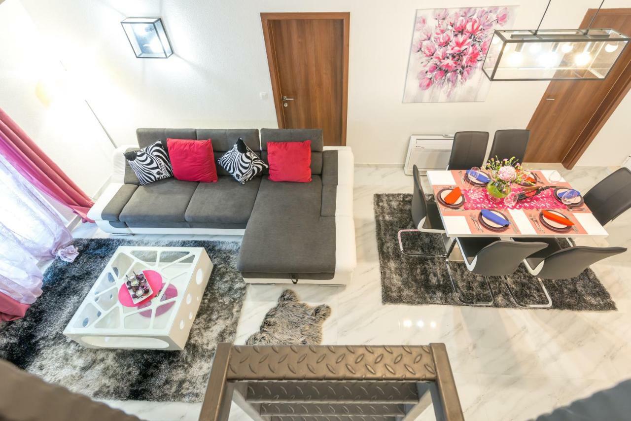 Tranquility And Nature In 4 Bedroom With Sea View Mokošica Extérieur photo