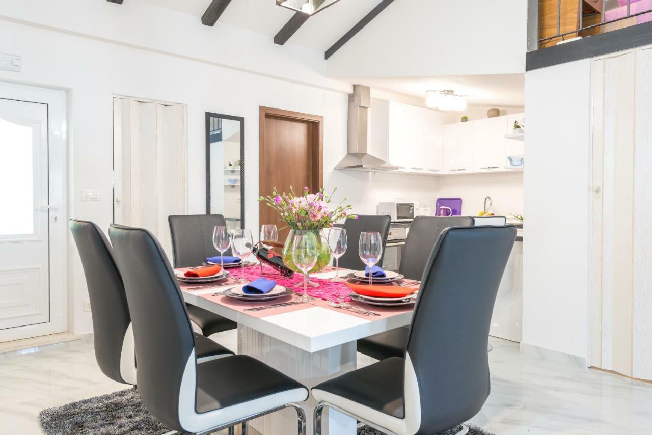 Tranquility And Nature In 4 Bedroom With Sea View Mokošica Extérieur photo